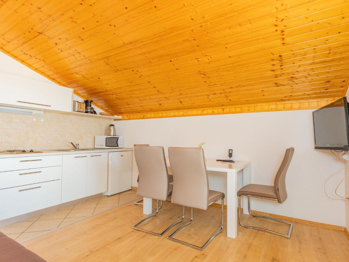 Apartment Maja - Srd423 By Interhome Maslenica Esterno foto